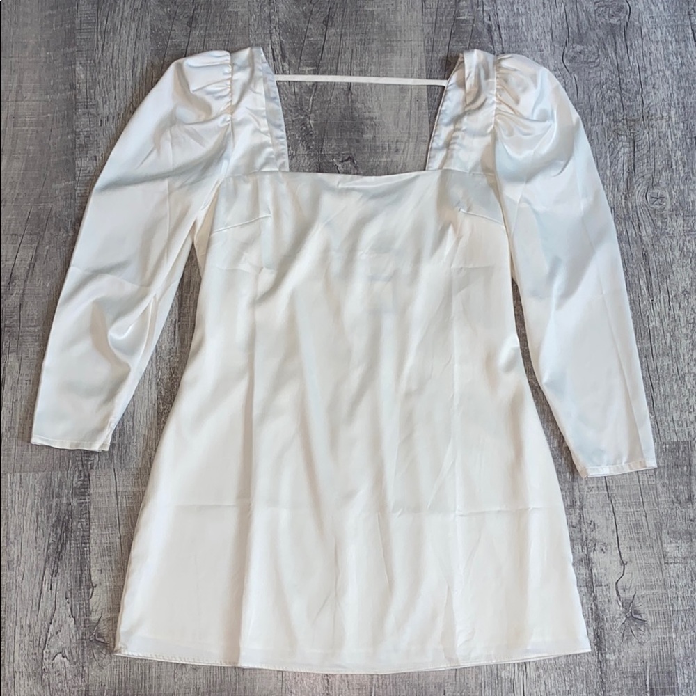 Danielle Bernstein White long sleeve Satin Mini Dress